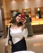 Call Girls In Haat Hotel Sarthi Noida 8750020700 Genuine Escorts Service
