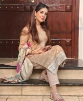 Call girls in Okhla, Delhi 9643330202 Escorts service